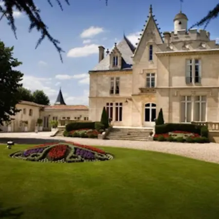 Fully Equipped With Garden Appartement *