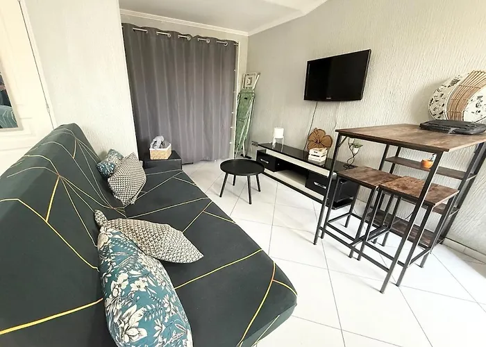 Fully Equipped With Garden